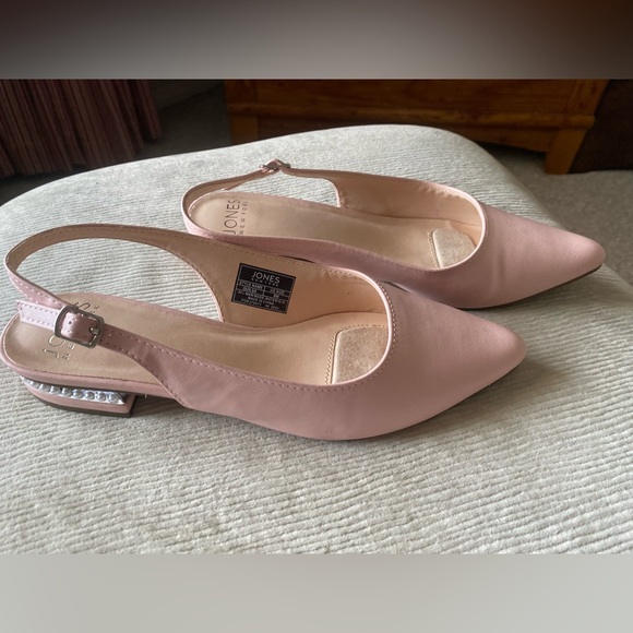 Jones New York Pink Slingback Flats - Picture 1 of 2